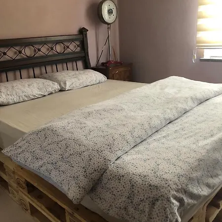 Kaleici Muhtesem Konum Genis Balkonlu Mutfakli Lejlighed Antalya