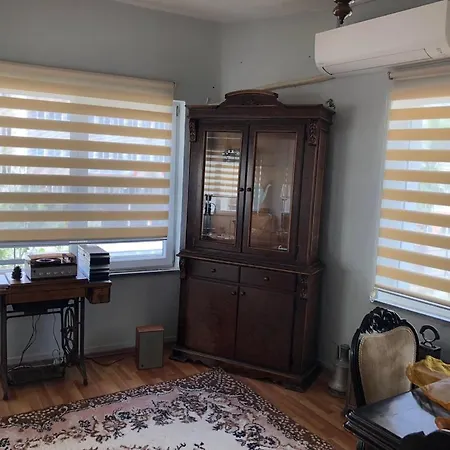 Kaleici Muhtesem Konum Genis Balkonlu Mutfakli Appartement *