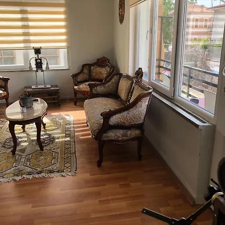 Appartement Kaleici Muhtesem Konum Genis Balkonlu Mutfakli
